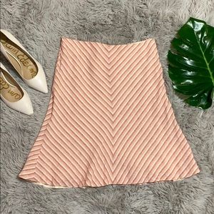 Ann Taylor loft salmon patterned skirt size 6P